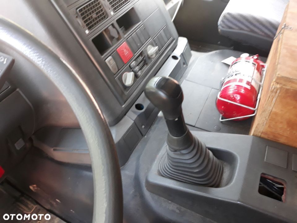 Iveco 260E37 6x4 - 29