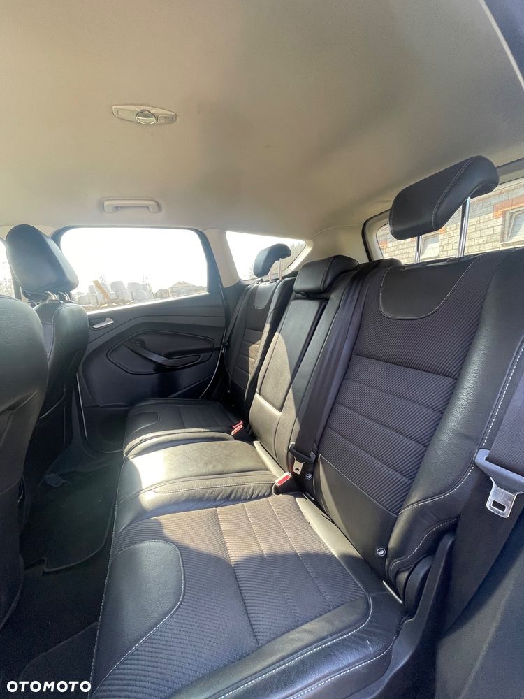 Ford Kuga 2.0 TDCi AWD Titanium - 11