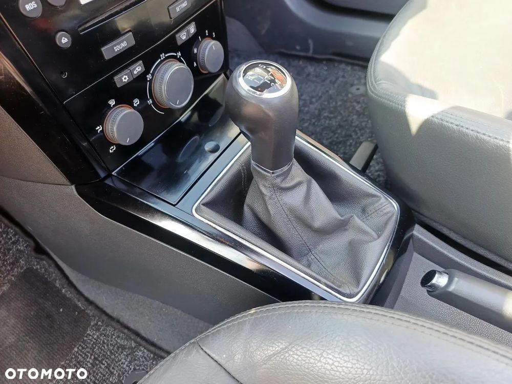 Opel Astra 1.8 Endless Summer - 26