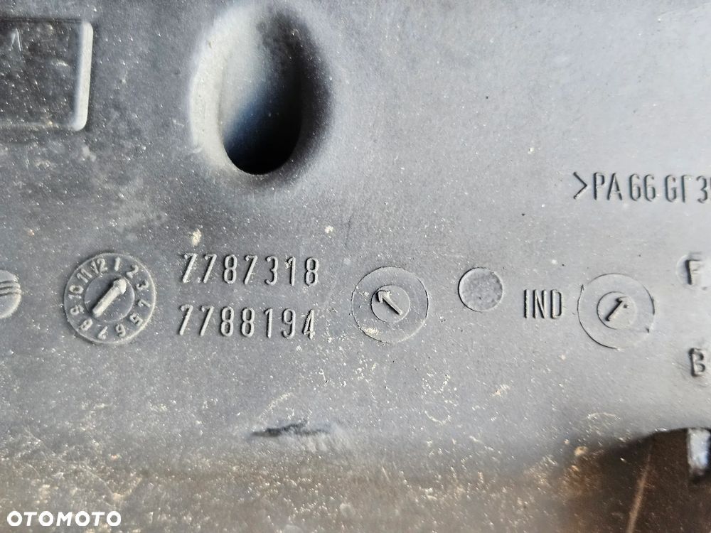 BMW E60 E61 1 E87 X3 E83 2.0 D kolektor ssący 7795393 7787318 7788194 - 11