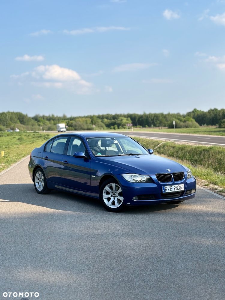 BMW Seria 3 - 1