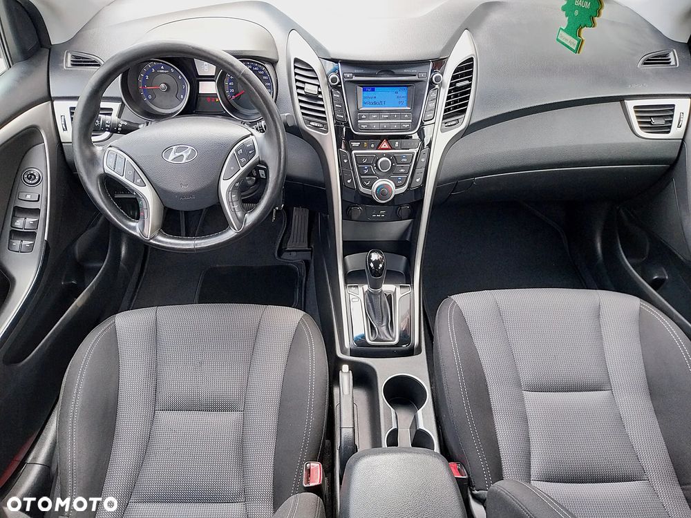 Hyundai i30 1.6 Automatik Style - 6