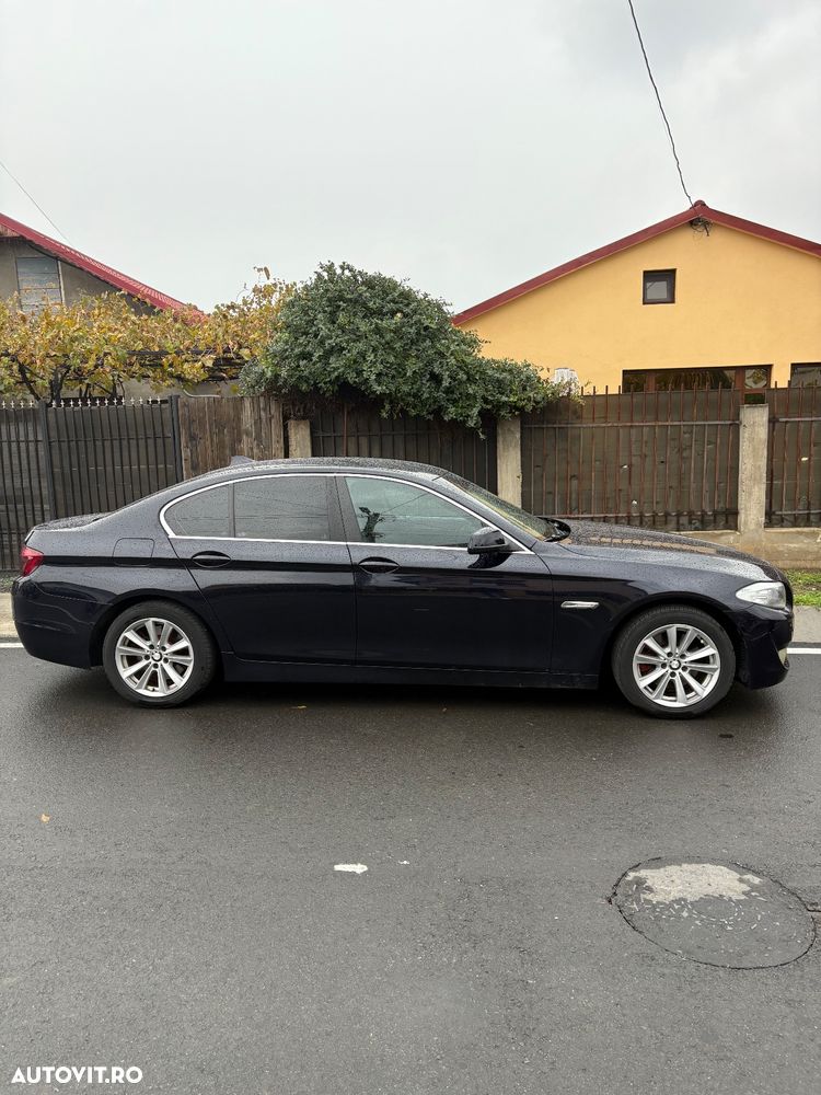 BMW Seria 5 ver-520d-touring-modern-line - 11
