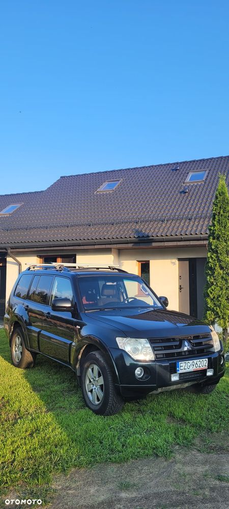 Mitsubishi Pajero - 17