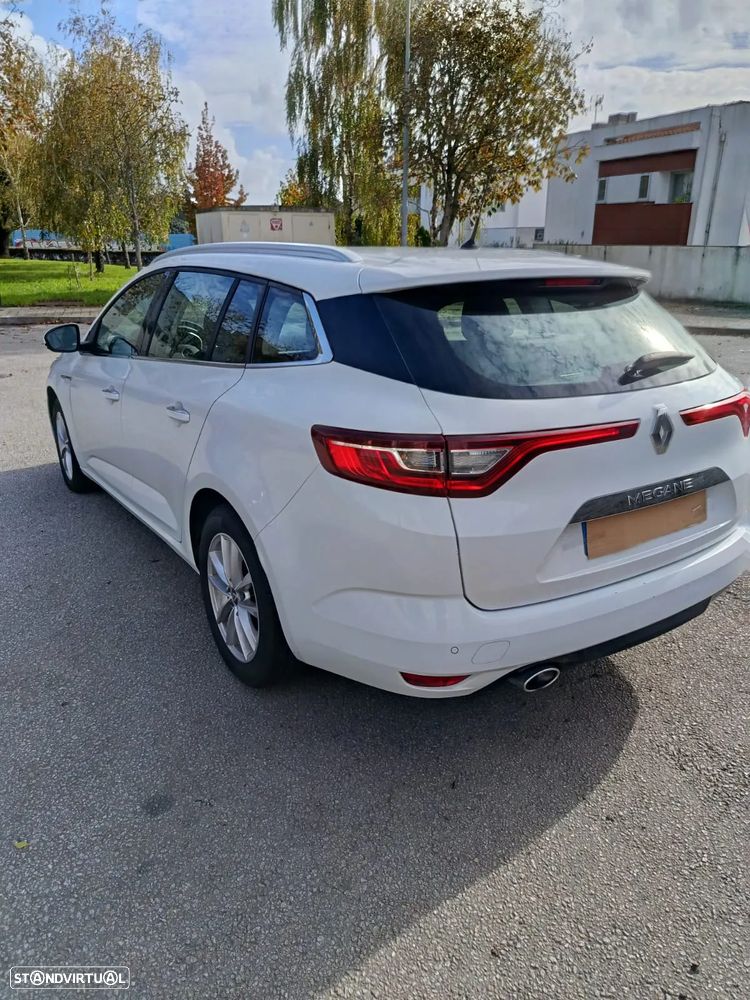 Renault Mégane Sport Tourer - 5