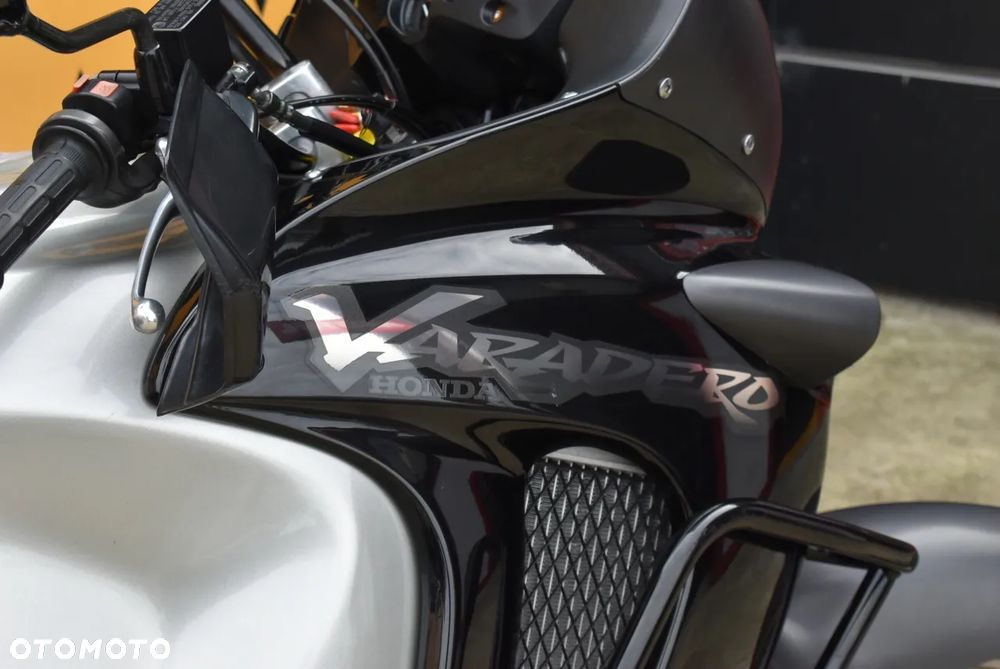 Honda Varadero - 36