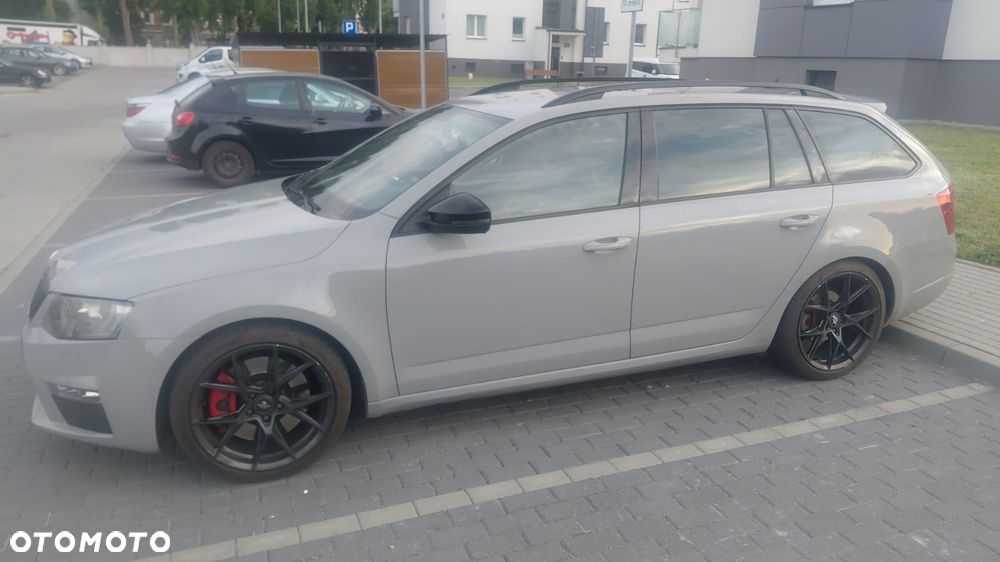 Skoda Octavia 2.0 TSI (Green tec) DSG RS - 3