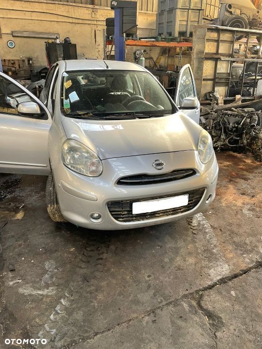 NISSAN MICRA K13 WÓZEK SANKI PRZÓD 1.2B - 1