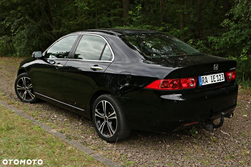 Honda Accord 2.0 i Sport - 27