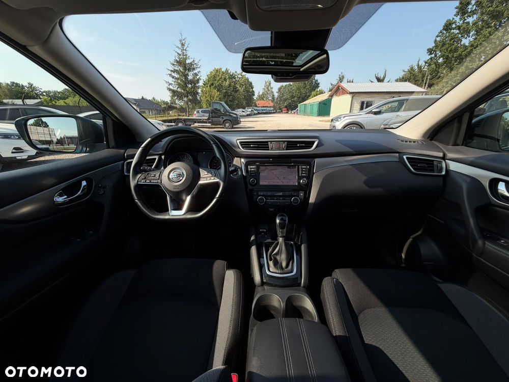 Nissan Qashqai 1.3 DIG-T DCT N-CONNECTA - 26