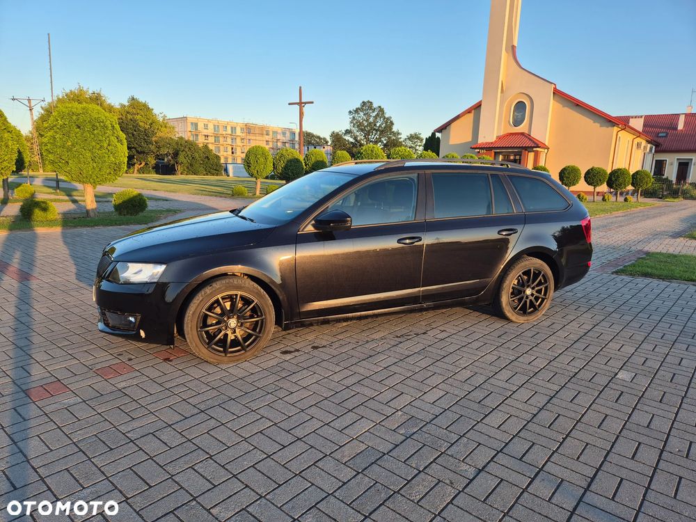 Skoda Octavia 1.6 TDI Ambition DSG - 2