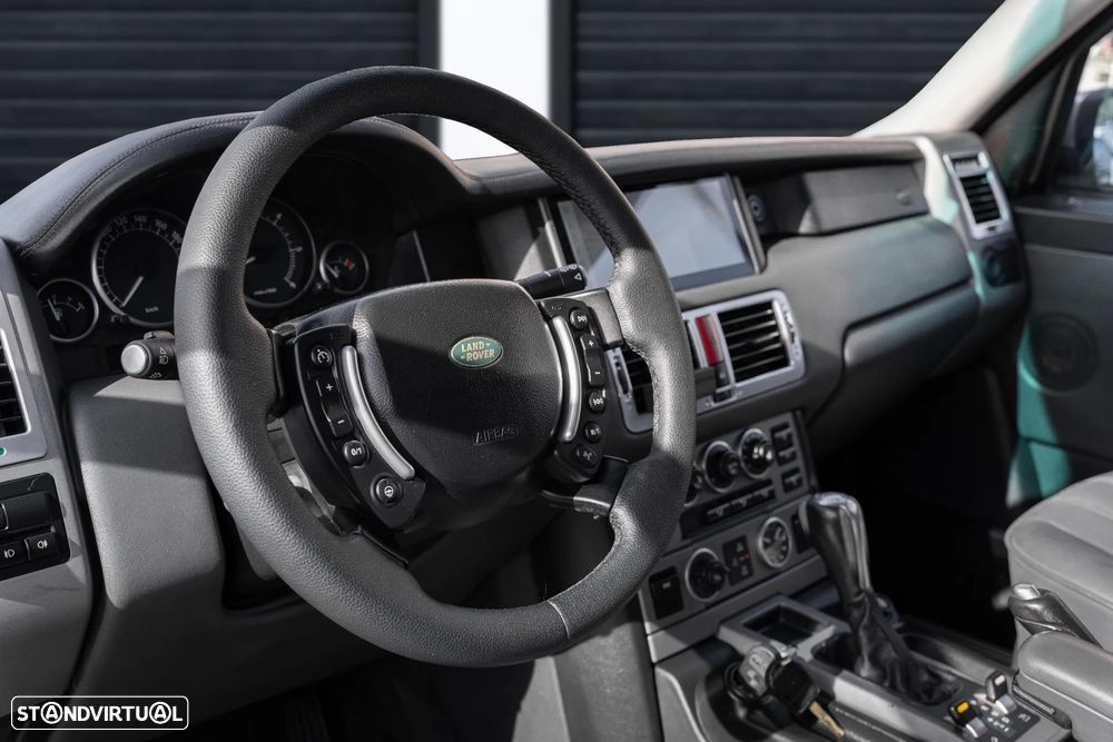 Land Rover Range Rover TD6 Vogue - 12