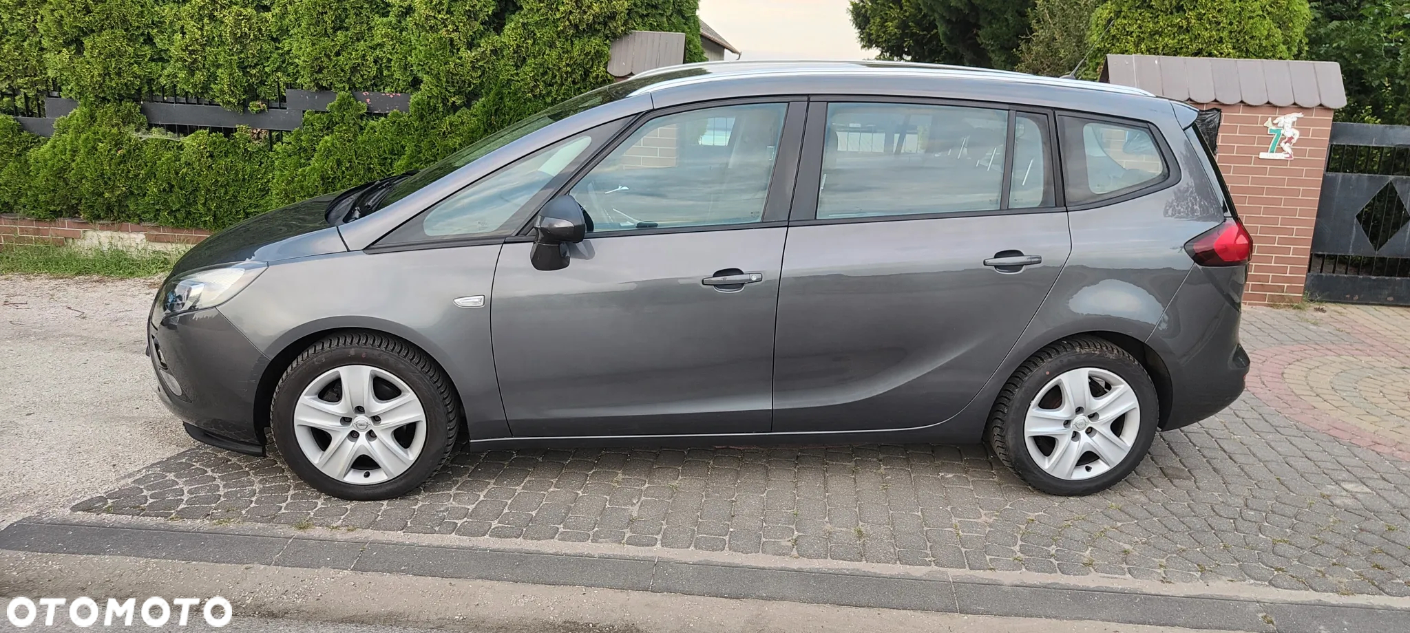 Opel Zafira - 11