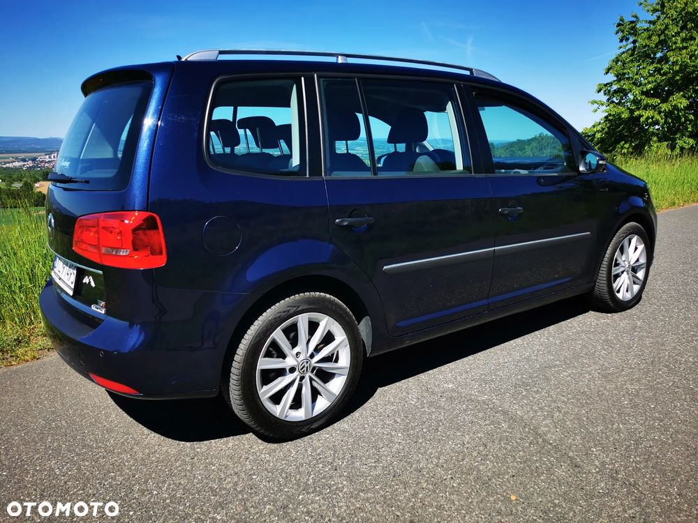 Volkswagen Touran - 3