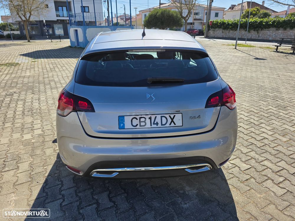 DS DS4 PureTech 130 Stop&Start SoChic - 32