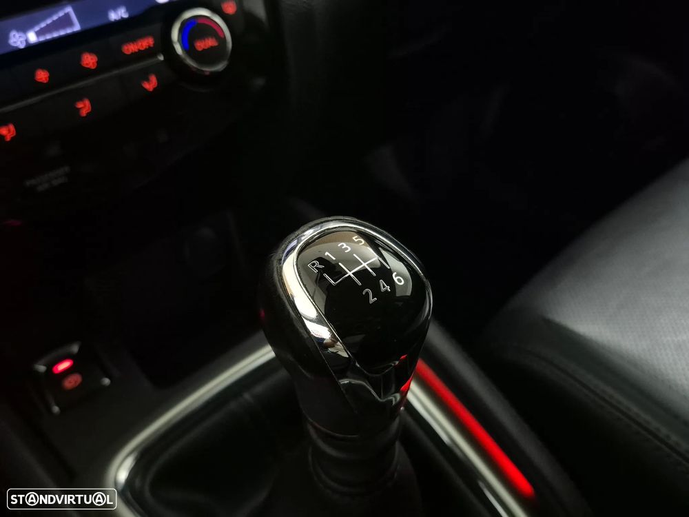 Nissan Qashqai 1.5 dCi Tekna Premium Pele - 16