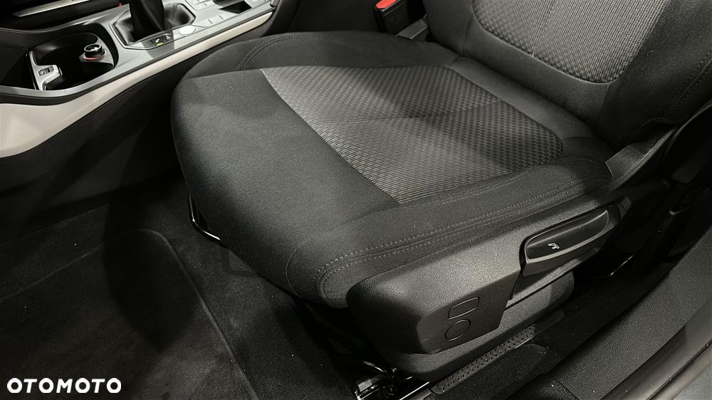 BMW Seria 1 118d Advantage - 15