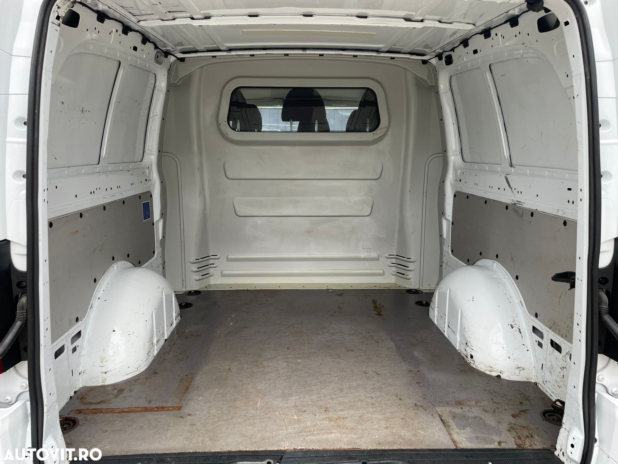 Mercedes-Benz Vito 4x4 6 LOCURI LUNG AUTOMAT - 14