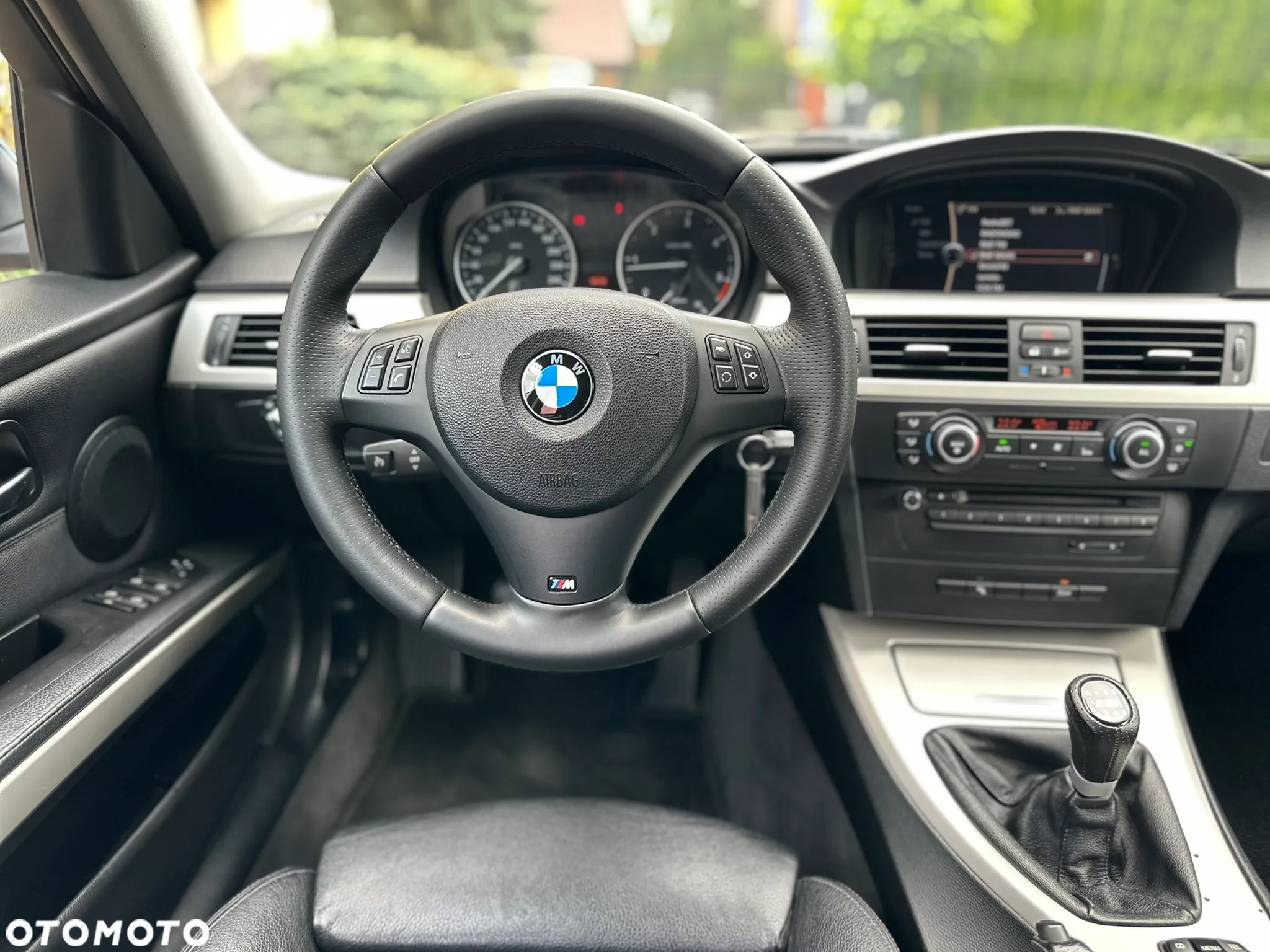 BMW Seria 3 320d DPF Touring - 28