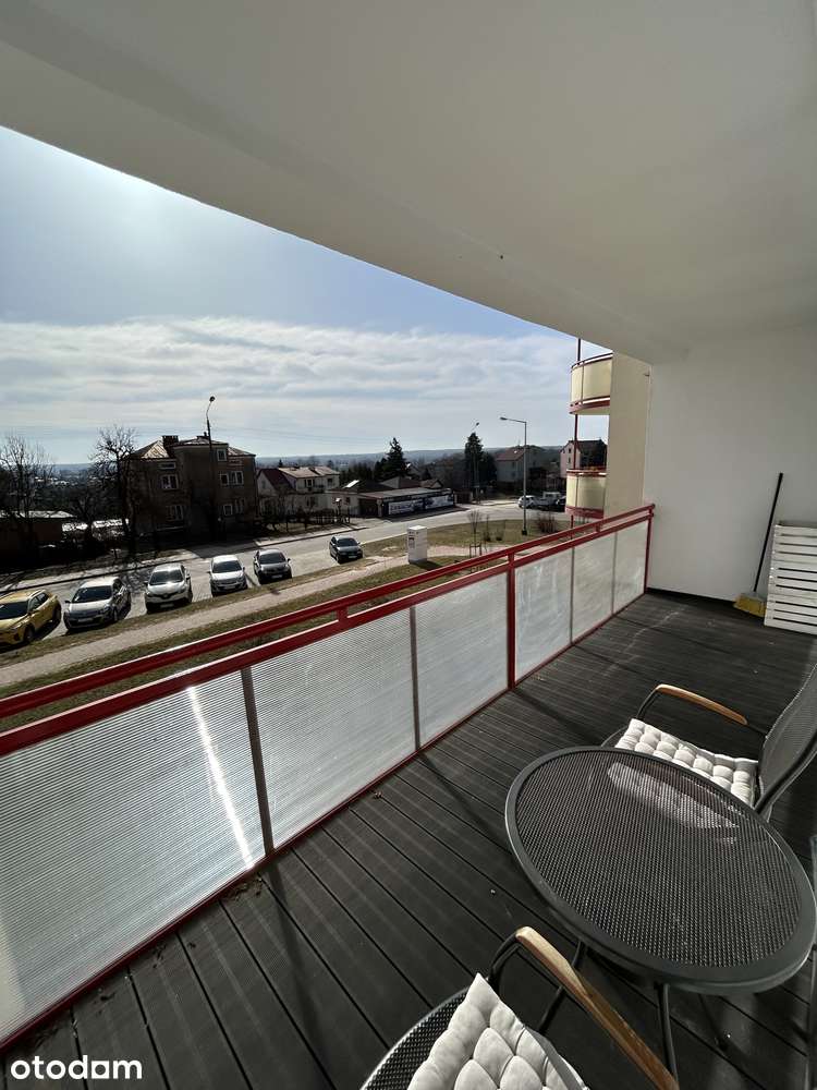 Przestronne 4-pokojowe mieszkanie z dużym balkonem i panoramą