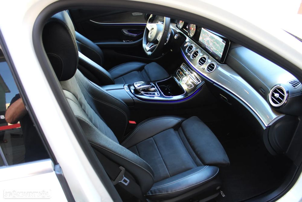 Mercedes-Benz E 220 d 4Matic 9G-TRONIC AMG Line - 31