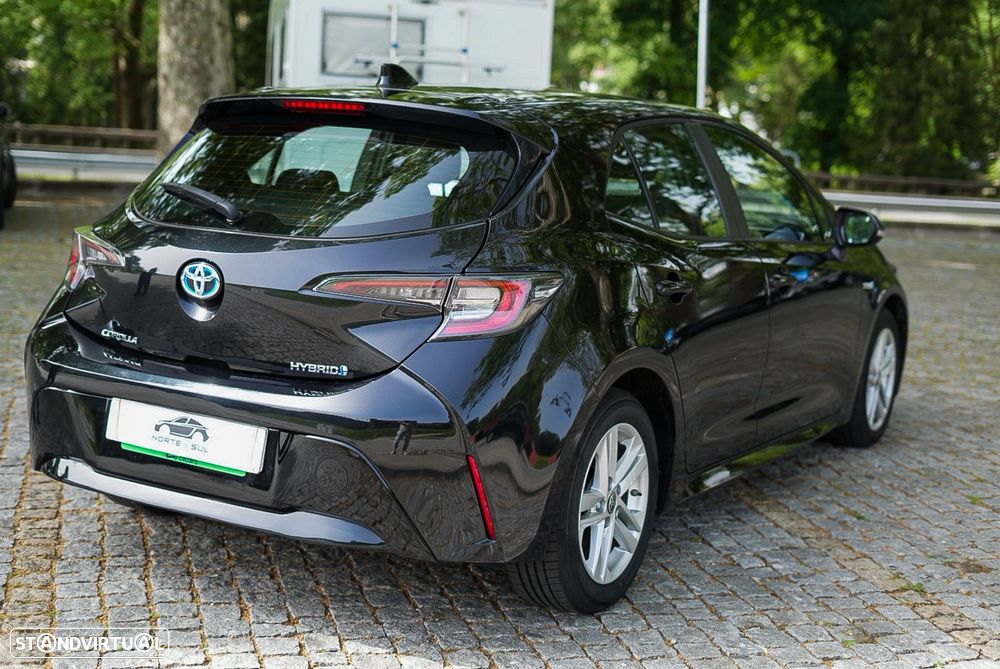 Toyota Corolla 1.8 Hybrid Comfort Plus - 3