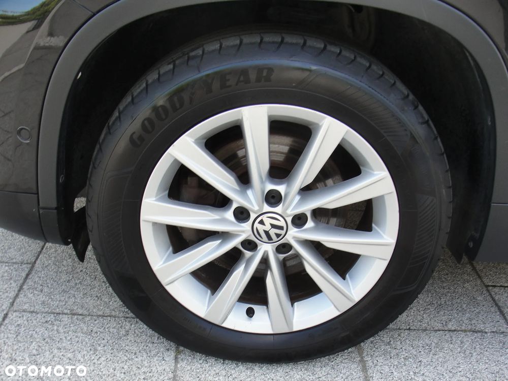 Volkswagen Tiguan 2.0 TDI SCR BlueMotion Technology Exclusive - 20