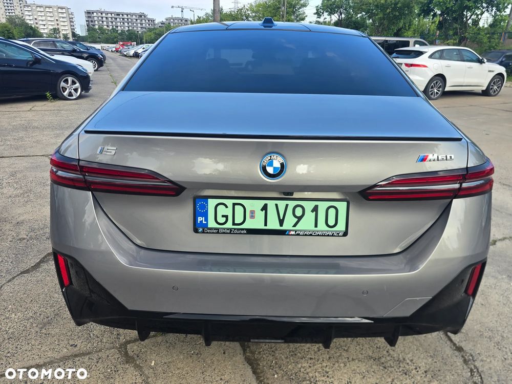 BMW i5 83.9kWh M60 xDrive - 5