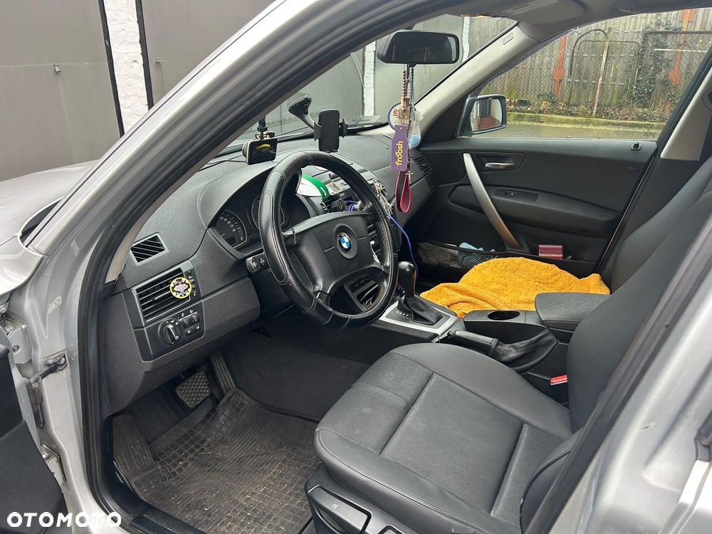BMW X3 - 11
