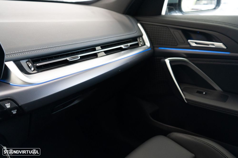 BMW iX1 xDrive30 Pack Desportivo M - 39