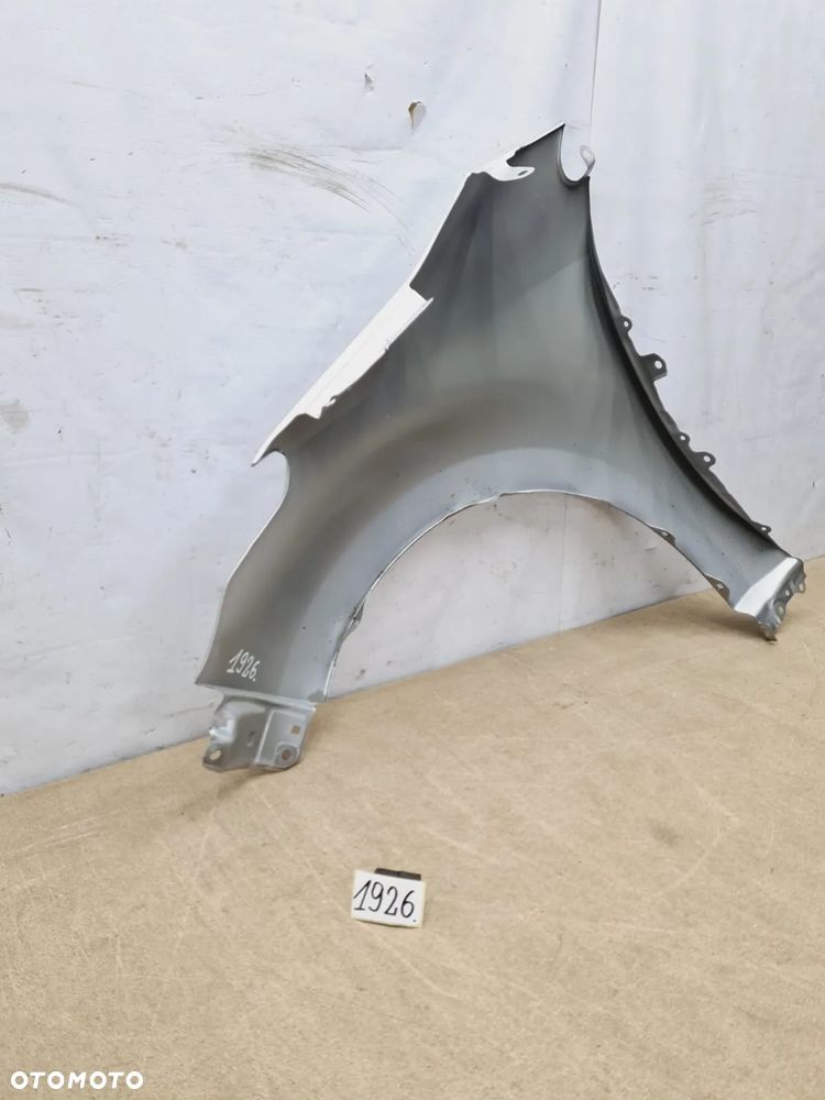 Toyota Yaris 4 IV błotnik prawy przód przedni - 7