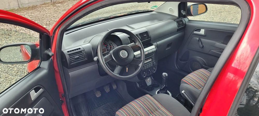 Volkswagen Fox 1.2 Style - 10