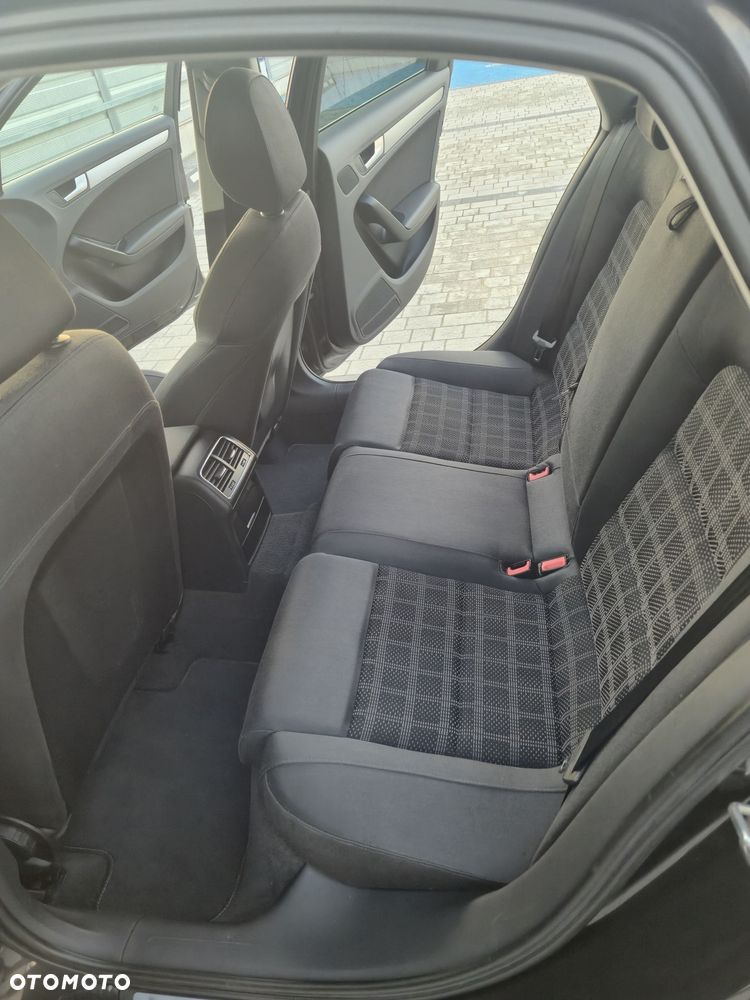 Audi A4 Limousine 2.0 TDI Limited Edition - 17