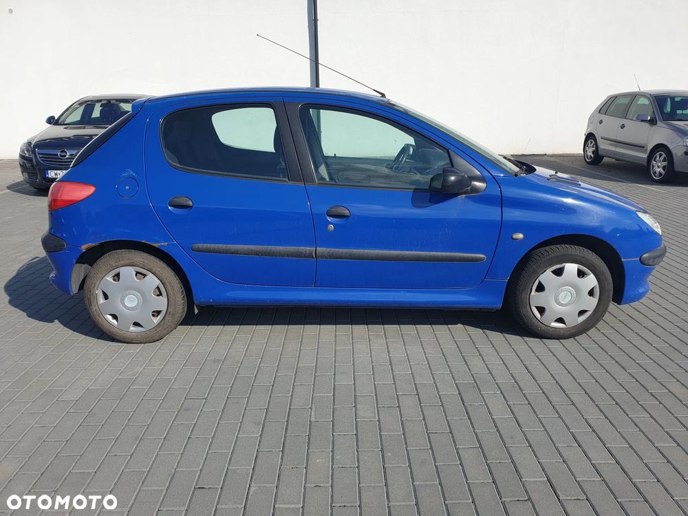 Peugeot 206 1.1 XR - 5