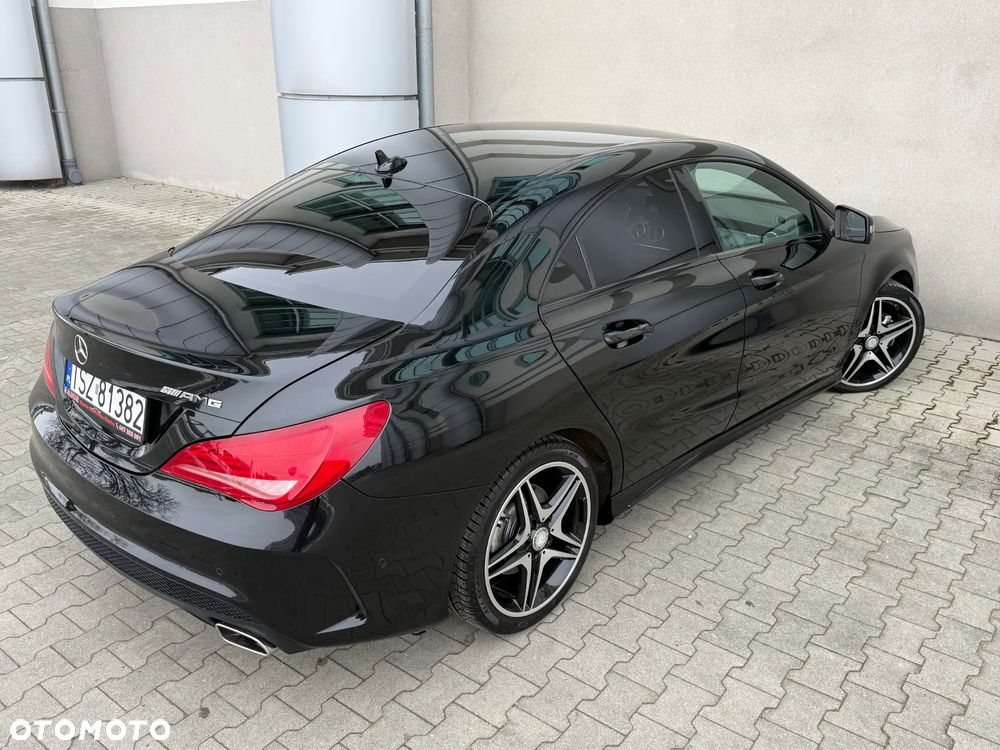 Mercedes-Benz CLA 200 AMG Line - 3