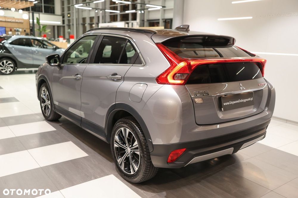 Mitsubishi Eclipse Cross - 5