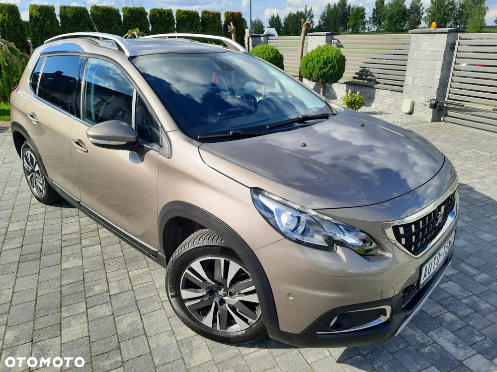 Peugeot 2008 PureTech 110 Style - 2