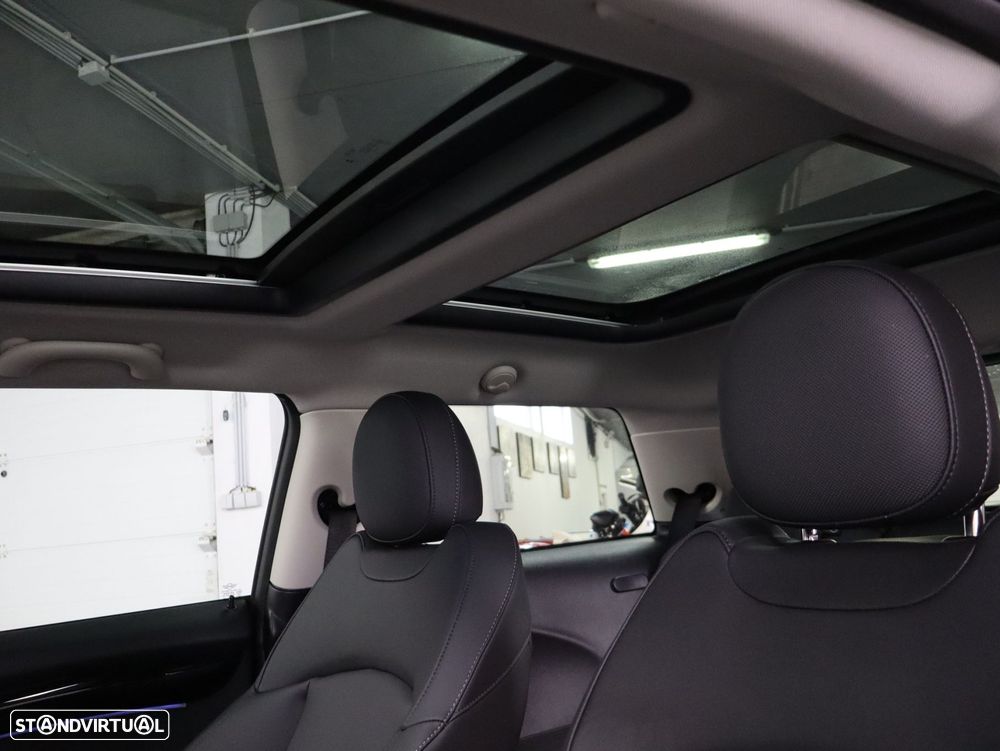 MINI 3 Portas Cooper SE - 9