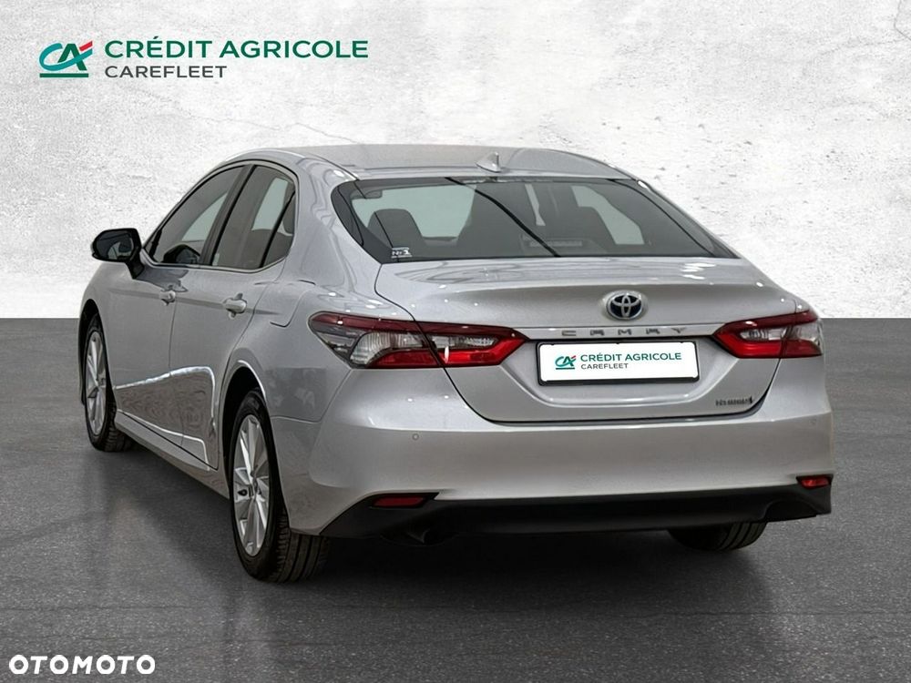 Toyota Camry - 8