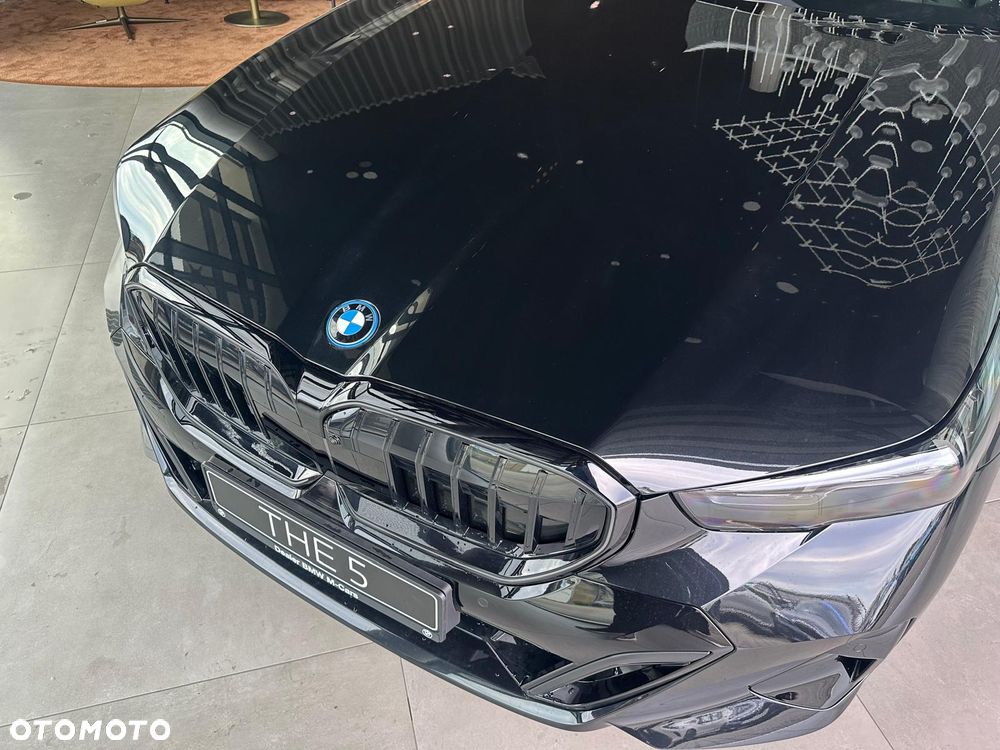 BMW Seria 5 530e xDrive PHEV M Sport - 11