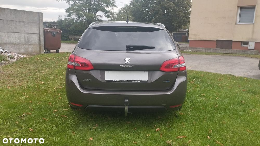 Peugeot 308 1.6 BlueHDi Allure S&S - 7