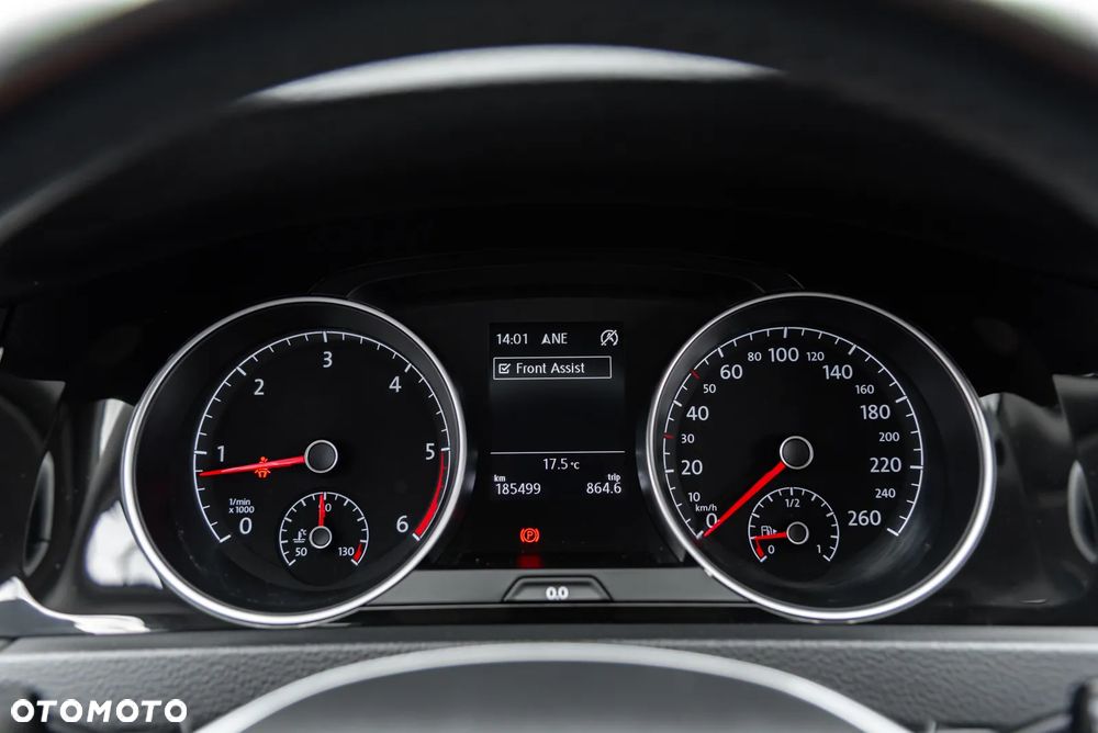Volkswagen Golf 2.0 BlueTDI Highline - 40