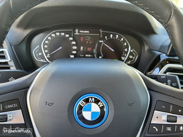 BMW X3 30 e xDrive xLine - 27