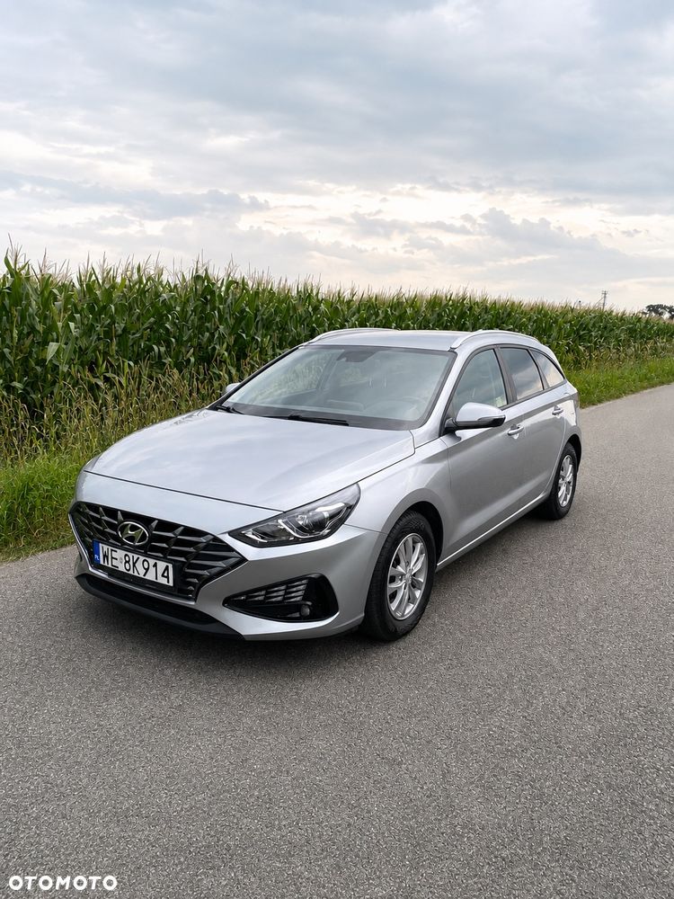 Hyundai i30 III (2017-) 1.0 T-GDI Modern, 2023