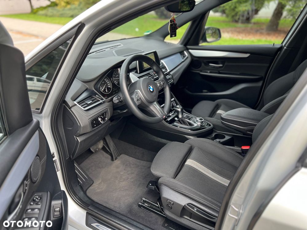 BMW Seria 2 220i Gran Tourer Sport-Aut Sport Line - 22