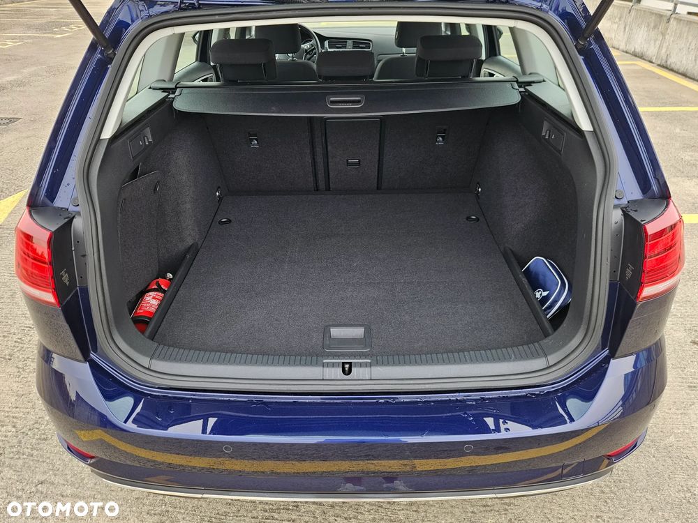 Volkswagen Golf 1.5 TSI BMT Comfortline - 12