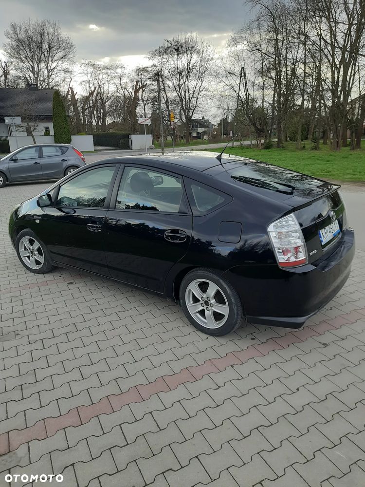 Toyota Prius - 2