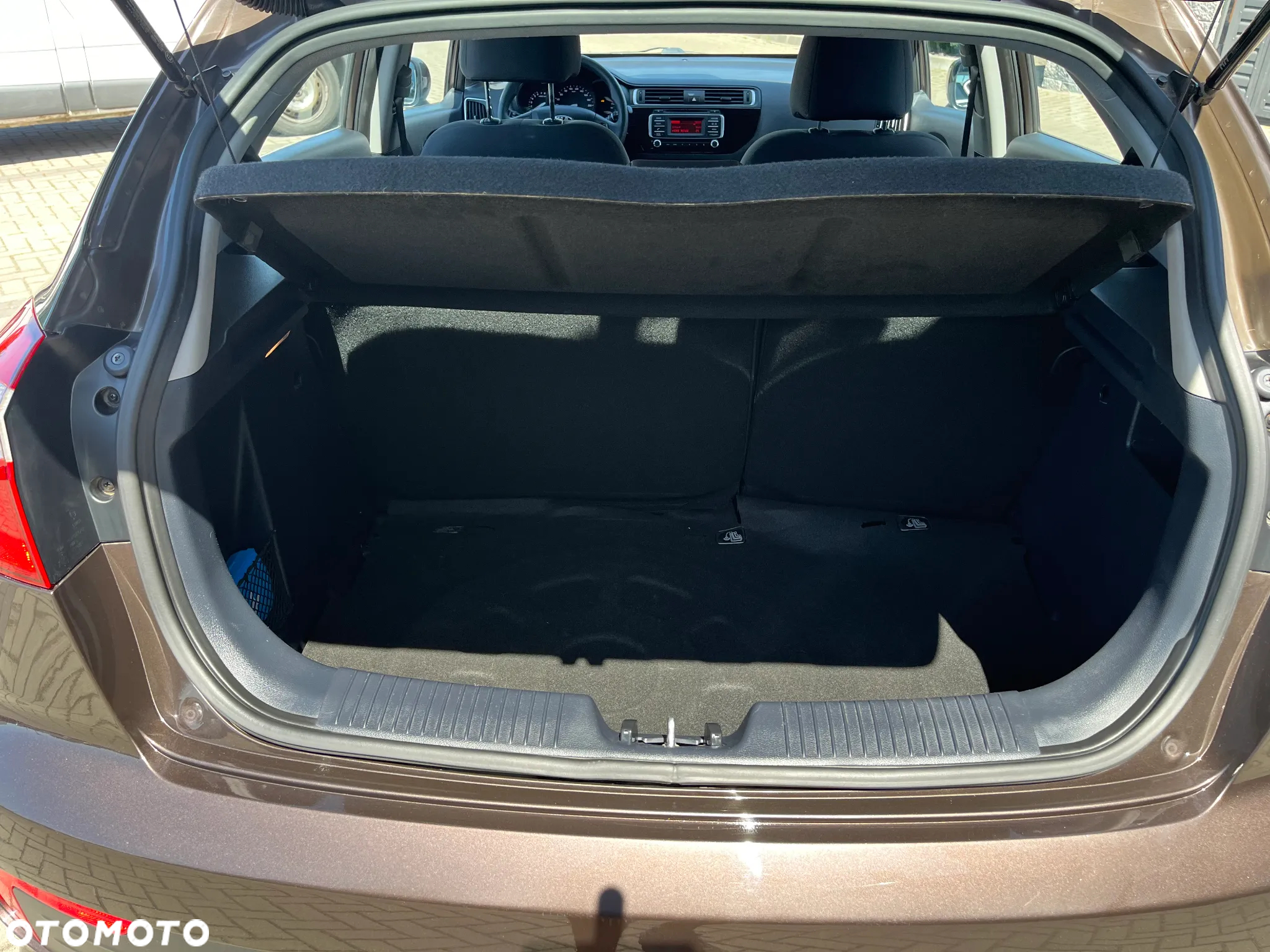Kia Rio - 18