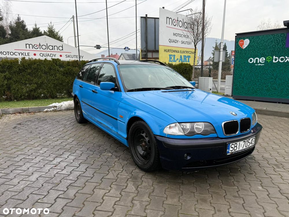 BMW Seria 3 318i - 4