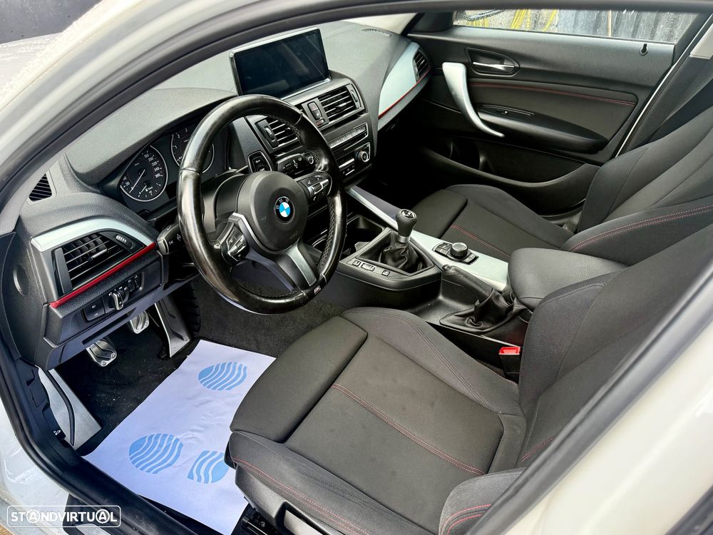 BMW 116 d Pack M - 12